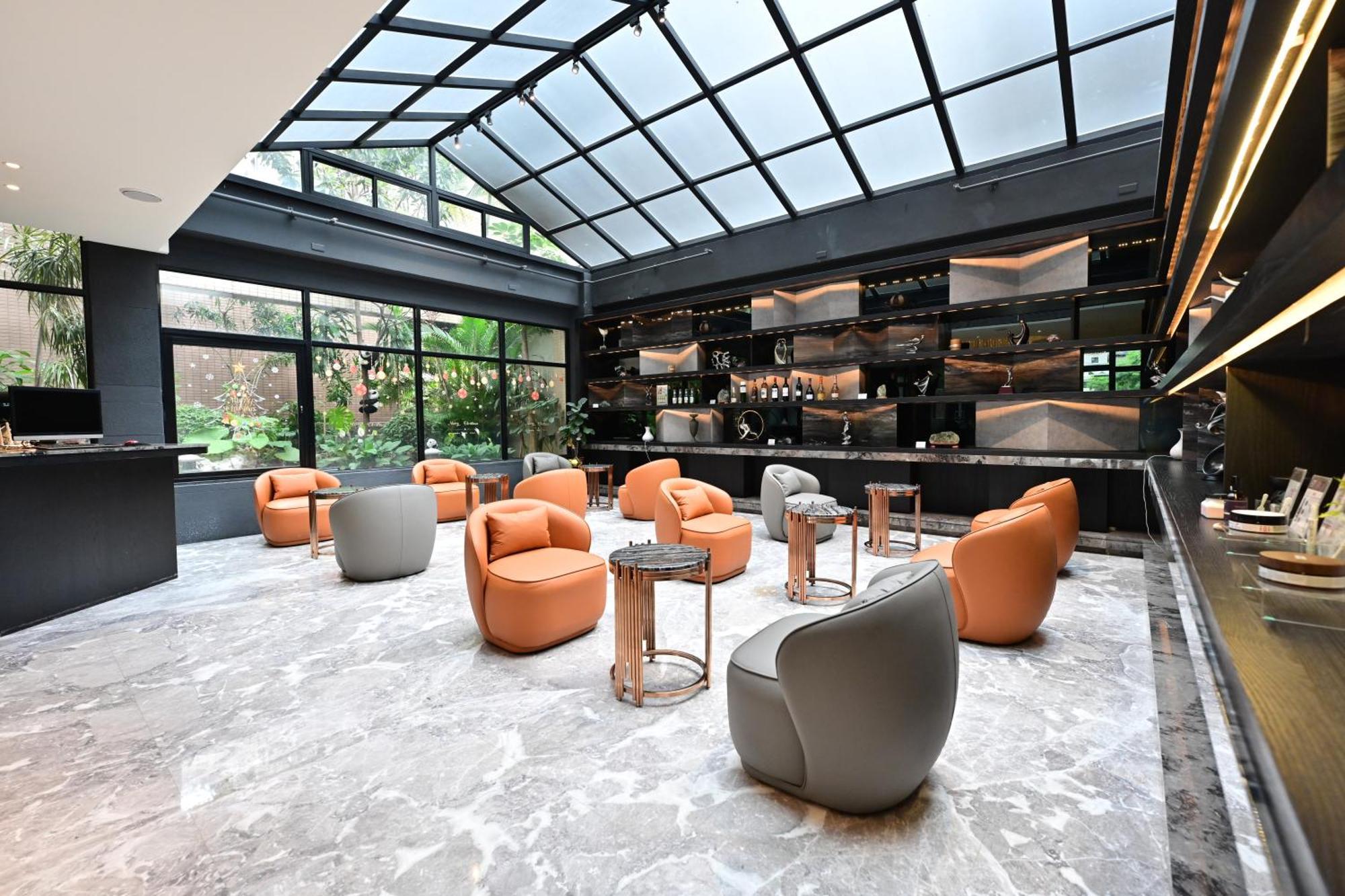 Sun Hao Hotel Taichung Exterior photo